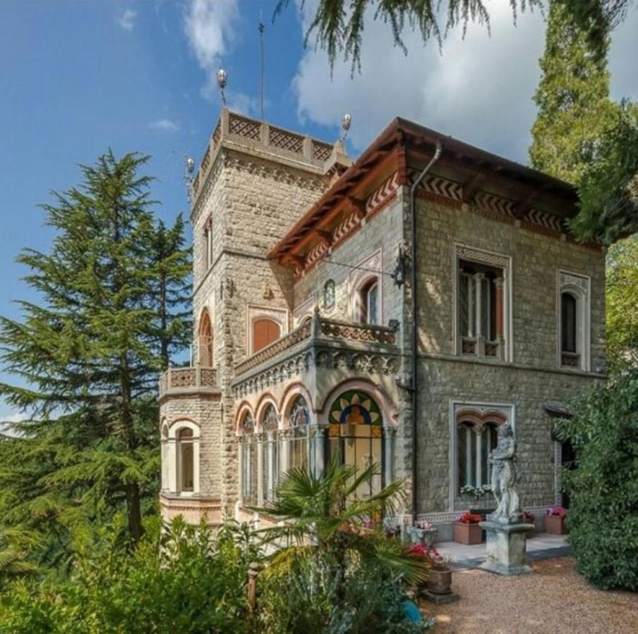 Апартаменты Il Parco E Gli Affreschi Варезе Экстерьер фото