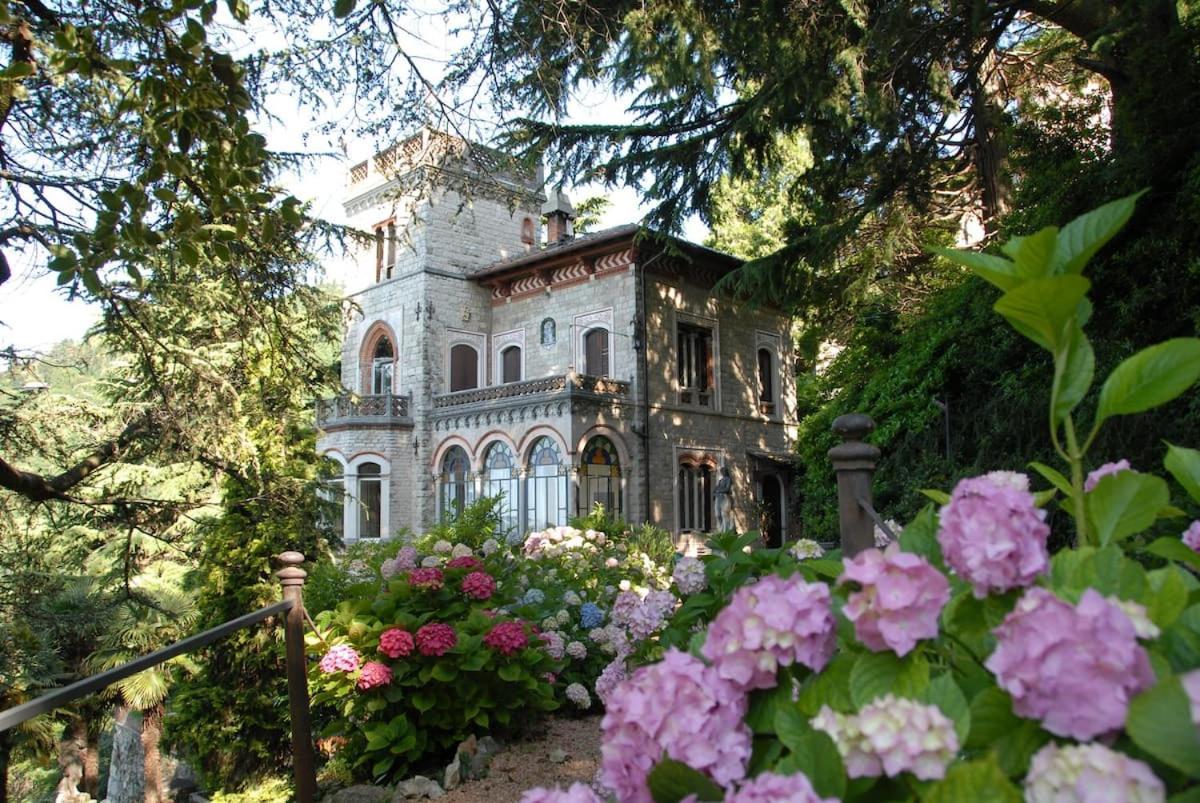 Апартаменты Il Parco E Gli Affreschi Варезе Экстерьер фото