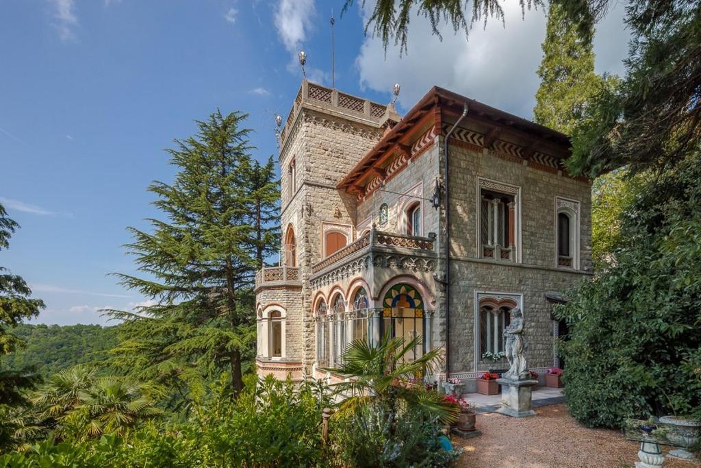 Апартаменты Il Parco E Gli Affreschi Варезе Экстерьер фото